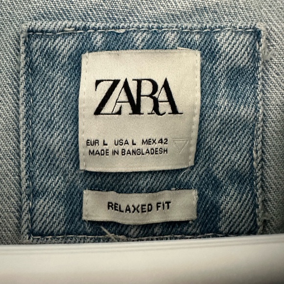 Zara Light Blue Relaxed Fit Denim Jacket - Picture 2 of 2